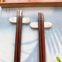 Baguettes chinoises en bois personnalisées avec repose-baguettes, réutilisables, pour sushi, japonaises, coréennes, coffret cadeau