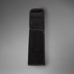 Serviette de sport personnalisée noire en tissu, avec anse courte, extensible dans quatre directions, douce et absorbante, pour équipes de football américain - Product Image 5