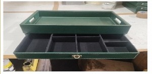 Organiseur de bureau en cuir vert avec tiroir et compartiments - Product Image 6