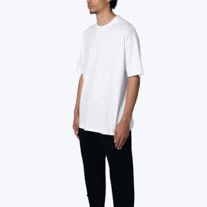 เสื้อยืดคอตตอนสีขาวทรงโอเวอร์ไซส์สำหรับผู้ชาย สวมใส่สบาย แขนสั้น คอกลม สีพื้น ผ้าถัก ทรงพอดีตัว รับสกรีนโลโก้และออกแบบตามสั่ง OEM - Product Image 6