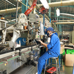 แบตเตอรี่คาร์บอนอัลคาไลน์และสังกะสี R6 AA OEM สำหรับการค้าปลีกและขายส่ง - Product Image 5