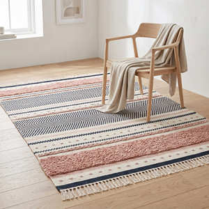 Alfombra de Algodón Estilo Marroquí con Patrón de Diamantes Azules para Interiores Contemporáneos - Product Image 3
