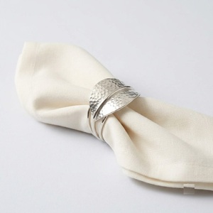 Luxury Silver Hammered Metal Leaf Napkin Rings Elegant Zinc Alloy Napkin Holder Buckle For Wedding Party Hotel Restaurant <b>Table</b> - Product Image 1