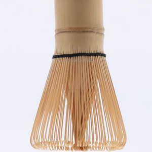 Batidor de Té Matcha de Bambú Hecho a Mano, Chasen para Matcha - Product Image 1