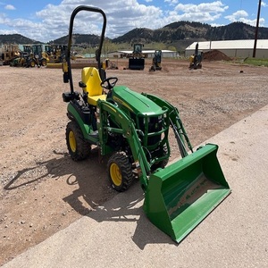 Tractor Compacto 2024 1025R Z099259, Equipo Premium Listo para Exportación - Product Image 1