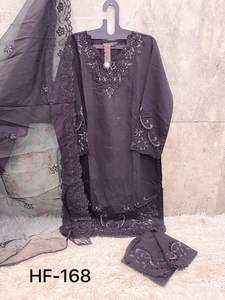 Top y pantalón de viscosa suave combinados con un dupatta de organza pesada y detallada para un look refinado de shalwar kameez. - Product Image 2