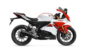 Motocyclette YZF-R3 SUPERSPORT 2025 DISPONIBLE DÉSORMAIS - Product Image 4