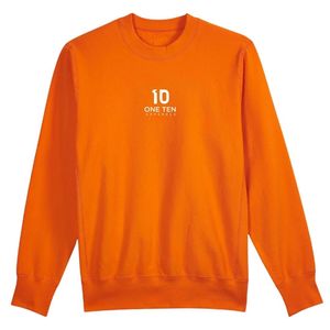 เสื้อสเวตเชิ้ตคอกลมคลาสสิกสำหรับผู้ชาย สีส้ม ผ้าฝ้ายพรีเมียม แขนยาว สวมใส่สบาย เหมาะสำหรับทุกวัน สไตล์สตรีทแวร์ - Product Image 1