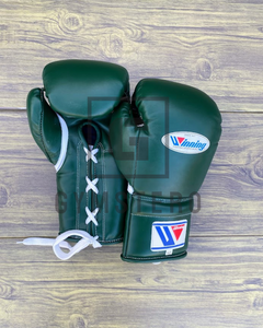 Guantes de Boxeo Personalizables de Cuero Premium Color Rosa, con Correa de Muñeca Ajustable y Cierre de Cordones en los Dedos, 16 oz, GYMSTERO - Product Image 2