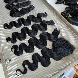 Precio al por mayor de calidad superior rizado Pixie supersuave extensiones de cabello vietnamita proveedor de cabello crudo pelucas delanteras de encaje completo sin pegamento - Product Image 5