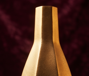 Vase à fleurs moderne en métal doré, centre de table géométrique à facettes de luxe, récipient décoratif pour la décoration de la maison et des hôtels, vente en gros - Product Image 4