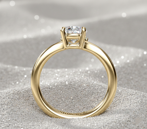 Anillo de compromiso estilo corona de tres piedras con diamantes talla brillante y acento de pera, engastado con puntas, chapado en rodio sobre oro certificado. - Product Image 2