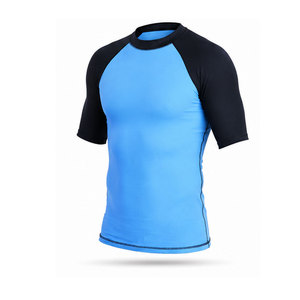 Camiseta Deportiva de Manga Corta para Hombre, Diseño Moderno, Precio Económico, con Logotipo Personalizado, Hecha en Pakistán - Product Image 5