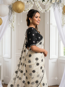 Sari de Seda con Estampado Floral Negro Crema para Mujer, Estilo Tradicional de Diwali, Estilo India-Pakistán, Largo hasta el Suelo, Corte Regular - Product Image 2