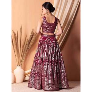 Fascinante Lehenga Choli de Georgette con Lentejuelas Rosa Oscuro para Festivales - Product Image 5