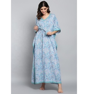 Aqua Blue Hand Block Impreso Floral Tie-Up Cintura Suave Algodón Kaftan Cómodo Airy Kaftan Con Hermoso Estampado Floral - Product Image 1