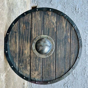 Escudo de madera de estilo medieval, hecho a mano, redondo, para fiestas de disfraces, festivales históricos, actuaciones teatrales y escenarios. - Product Image 5