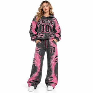 Conjunto Deportivo Personalizado de Sudadera con Capucha y Pantalones Anchos, Ropa Deportiva de Poliéster/Algodón con Logotipo Frontal - Product Image 1
