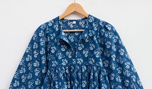 Blusa de Algodón Índigo con Estampado a Mano para Mujer, Estilo Étnico Bohemio Informal, Exportador - Product Image 5