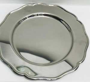 Plato Redondo de Metal Pulido de Alta Calidad, Plateado, para Servir Alimentos, Diseño Moderno, Ecológico, Apto para Lavavajillas, Regalo Empresarial, 10L - Product Image 1