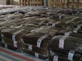 Caucho Natural Vietnam SVR10 de Alta Calidad, Marca Ngoc Chau, Embalaje en Fardos de 33.33 kg, Alta Resistencia al Impacto, Baja Temperatura - Product Image 5