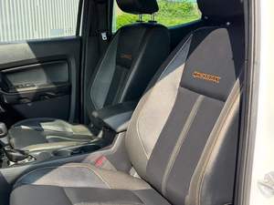 Pick-up double cabine d'aventure 2024 d'occasion, style Wildtrak, transmission automatique, transmission intégrale - Product Image 2