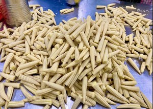 Maíz de bebé enlatado OEM al por mayor, entero y cortado en salmuera | Suministro a granel | Sra. Lily - Product Image 3