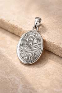Collier pendentif personnalisé avec empreinte digitale 18x25mm en argent sterling 925, bijou commémoratif ovale gravé, breloque souvenir - Product Image 5