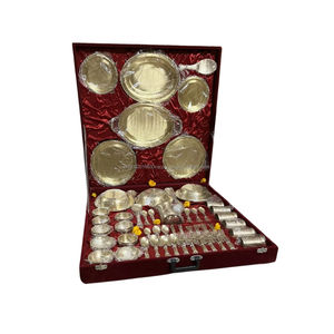 Juego de Vajilla Ecológico de Latón, 70 Piezas, con Incrustaciones Doradas, Borde Ligeramente Grabado, Hermosa Incrustación - Estilo Tradicional Indio - Product Image 2