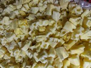 Dés d'ananas surgelés en gros, pulpe dorée mûre, ingrédient pour usine de boissons, Vietnam - Product Image 2