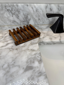 Porte-savon en bois massif naturel |   Porte-savon minimaliste pour salle de bain avec canaux de drainage et surface polie - Product Image 5