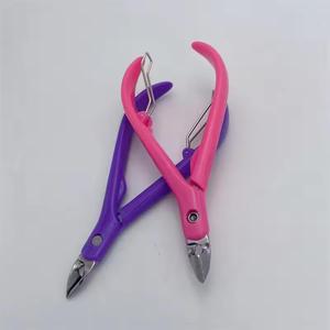 Coupe-ongles violet en acier inoxydable, lame tranchante, mâchoire plate 10 mm, portable pour doigts d'adultes, style simple - Product Image 2