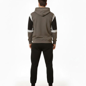 Survêtement d'entraînement pour hommes avec coutures durables et coupe confortable pour la salle de sport et les séances de fitness - Product Image 3