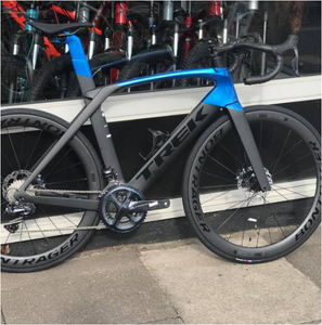 Vélo de route TREK MADONE SLR 9 Original - Product Image 1