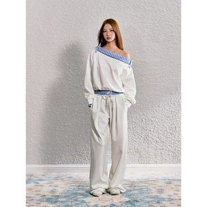 Conjunto Deportivo de Dos Piezas para Mujer, Diseño Personalizado OEM 2026, Sudadera de Un Hombro y Pantalones de Jogging de Algodón Texturizado - Product Image 6