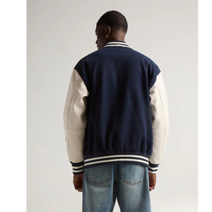 Veste de baseball pour homme style hip-hop vintage personnalisée, en toile brodée, avec blocs de couleur et manches en cuir - Product Image 2