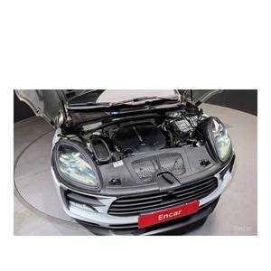 Porsche Macan 2.0 2019 con Volante a la Izquierda, Asientos de Cuero, Cámara Trasera, 50,566 km - Product Image 6