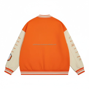 เสื้อแจ็กเก็ตเลตเตอร์แมนสีส้มและครีมสีขาวขนาดใหญ่ได้รับความนิยมและสเวตเชิ้ตสไตล์บอมเบอร์วินเทจสำหรับทุกเพศ - Product Image 2