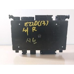 ECUs et modules informatiques d'occasion de classe E A1729007600 - Product Image 1