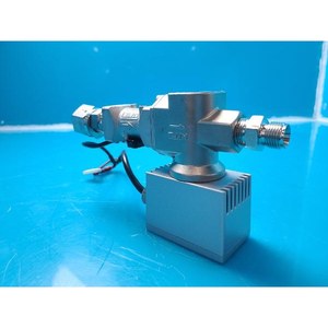 Ensemble de vanne de régulation de débit TOKYO KEISO FCV-202A-3/8T + TW-090-KX F11-241171-2, interrupteur de débit, utilisé comme il est, équipement semi-conducteur d'origine - Product Image 3