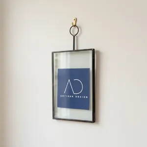 Cadre photo vertical en verre de conception artisanale, support mural décoratif en métal fer forgé, forme rectangulaire pour la décoration murale de la maison ou du bureau - Product Image 2