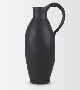 Vase à fleurs en métal magnifiquement sculpté, d'une allure luxueuse et de style ancien, idéal pour créer une ambiance charmante et intemporelle. - Product Image 1