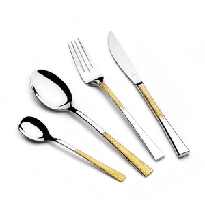 Elegante Juego de Cubiertos de Metal con Acabado Espejo, Apto para Lavavajillas, Cubertería para Bodas - Product Image 3