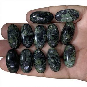 Venta al por mayor de Jaspe Kambaba Natural de corte ovalado, Jaspe Cocodrilo con patrón verde galáctico, piedra pulida de Rajasthan para joyería - Product Image 4