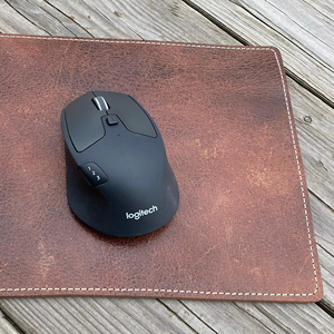 Alfombrilla de Escritorio de Cuero Genuino, Alfombrilla de Ratón Grande con Base Antideslizante, Alfombrilla de Escritura Ejecutiva Personalizada LMP-0043 - Product Image 1