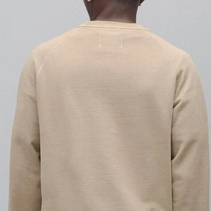 เสื้อสเวตเชิ้ตคอกลมทรงลำลองทันสมัยสำหรับผู้ชาย ขายส่งสำหรับการจัดจำหน่ายปลีกส่งระหว่างประเทศ แขนยาว พร้อมโลโก้แบบกำหนดเอง - Product Image 5