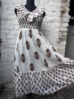 Robe midi florale bohème à volants, coupe trapèze, sans manches, col en V, en coton respirant, taille naturelle, pour les loisirs