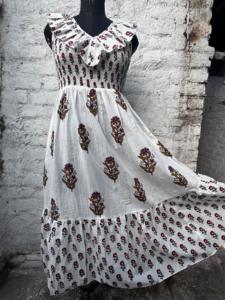 Robe midi décontractée en coton pour femme, style bohème floral, à volants, col en V, sans manches, coupe trapèze, respirante, idéale pour l'automne et le streetwear. - Product Image 3