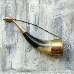 Antique Style Metal Blowing Horn with Chain Vintage Signal Horn <b>Decorative</b> Instrument Handcrafted Style Metal Horn with Chain - Product Image 4