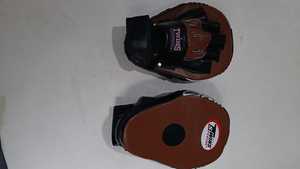 Guantes de Boxeo de Espuma EVA de Alta Calidad, Guantes Curvos de Entrenamiento Profesional para Kickboxing, Guantes de Boxeo Rival RPM-100 - Product Image 2